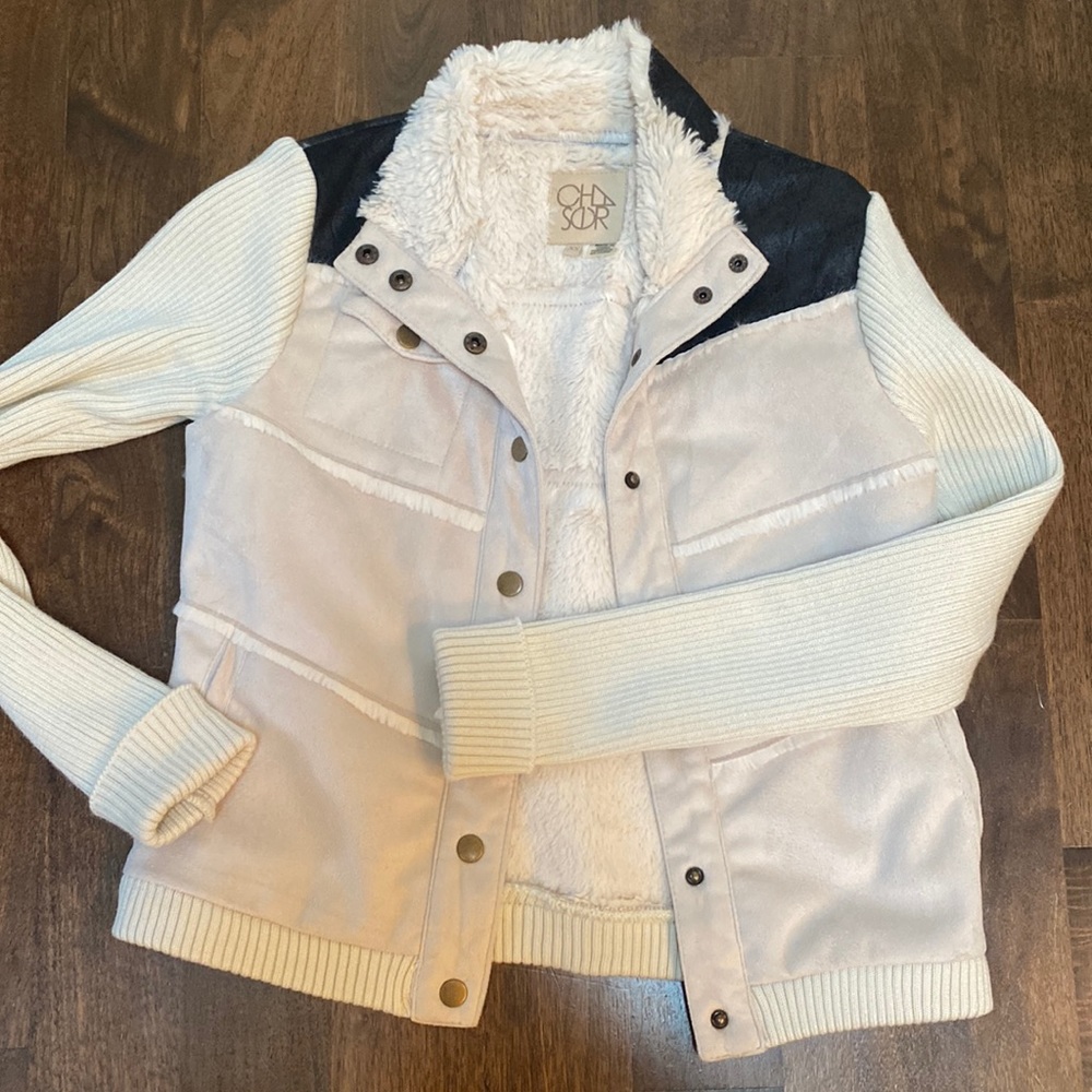 Chaser size XS super soft suede, fur jacket with leather detail